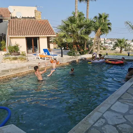 Willa Fyla Highlands Limassol